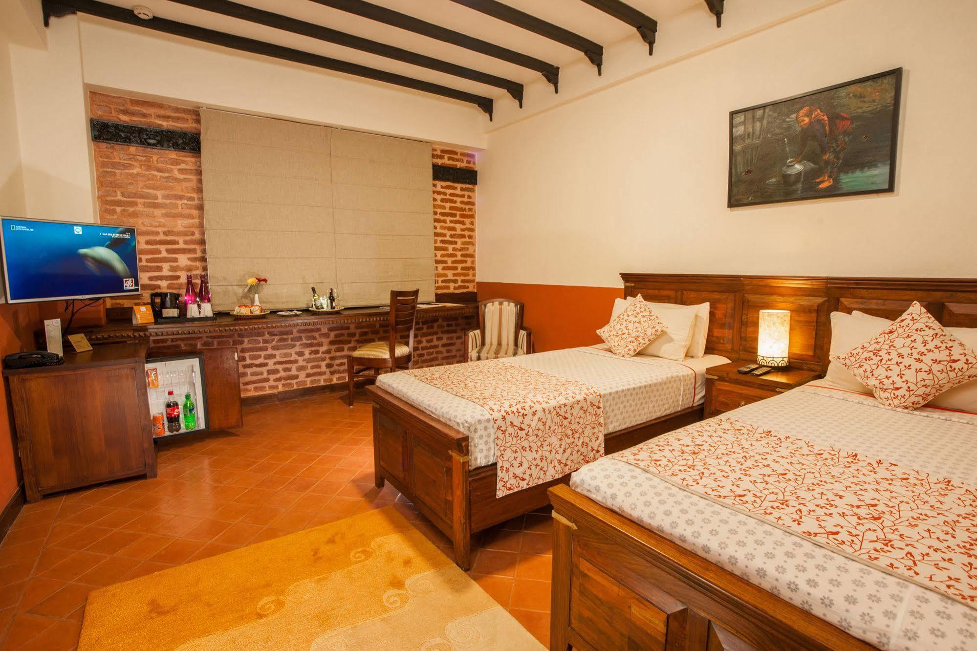Traditional Comfort Boutique Hotel Kathmandu Exterior foto